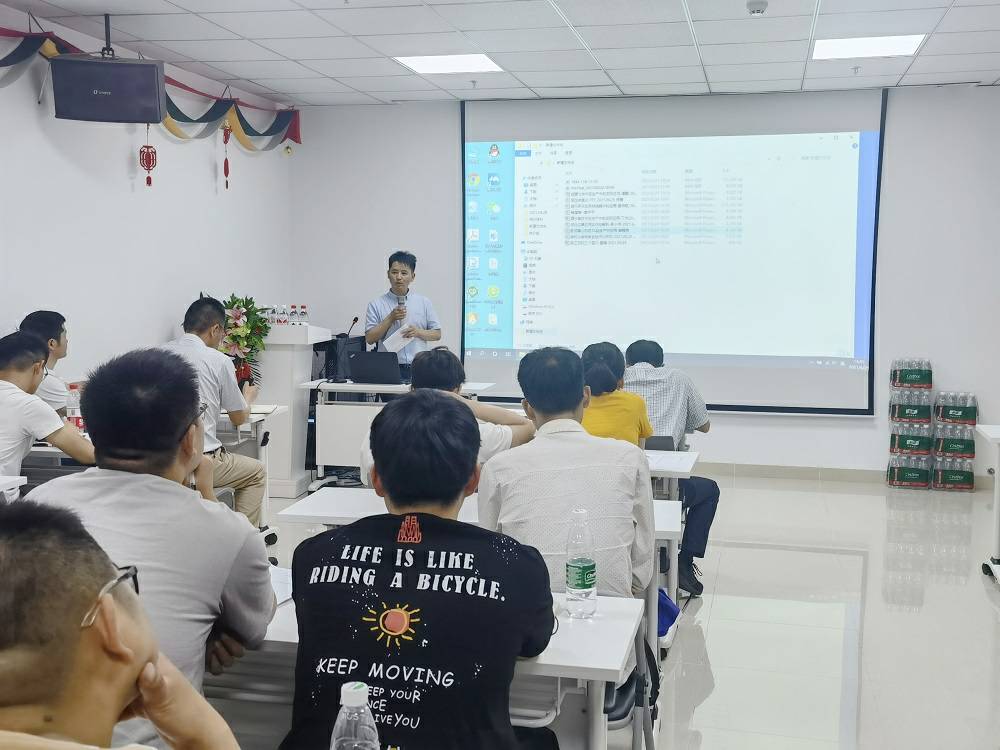 乐鱼手机在线官网-乐鱼(中国)药业技术交流会 (3) - 副本.jpg